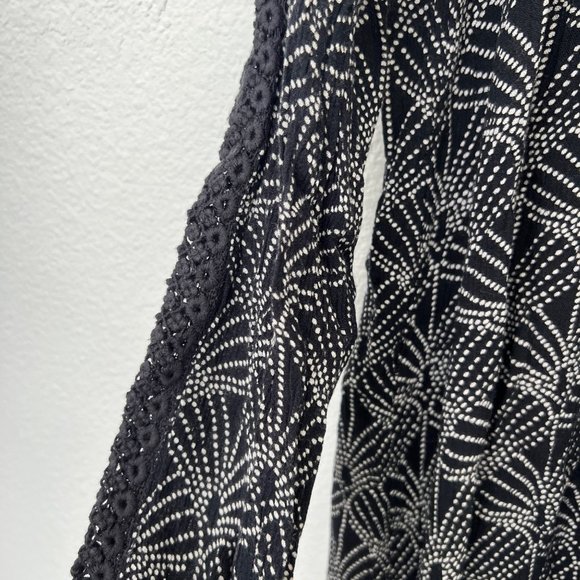 Roxy black cream patterened boho tunic 3/4 sleeve tiered blouse Size: S - Picture 7 of 9